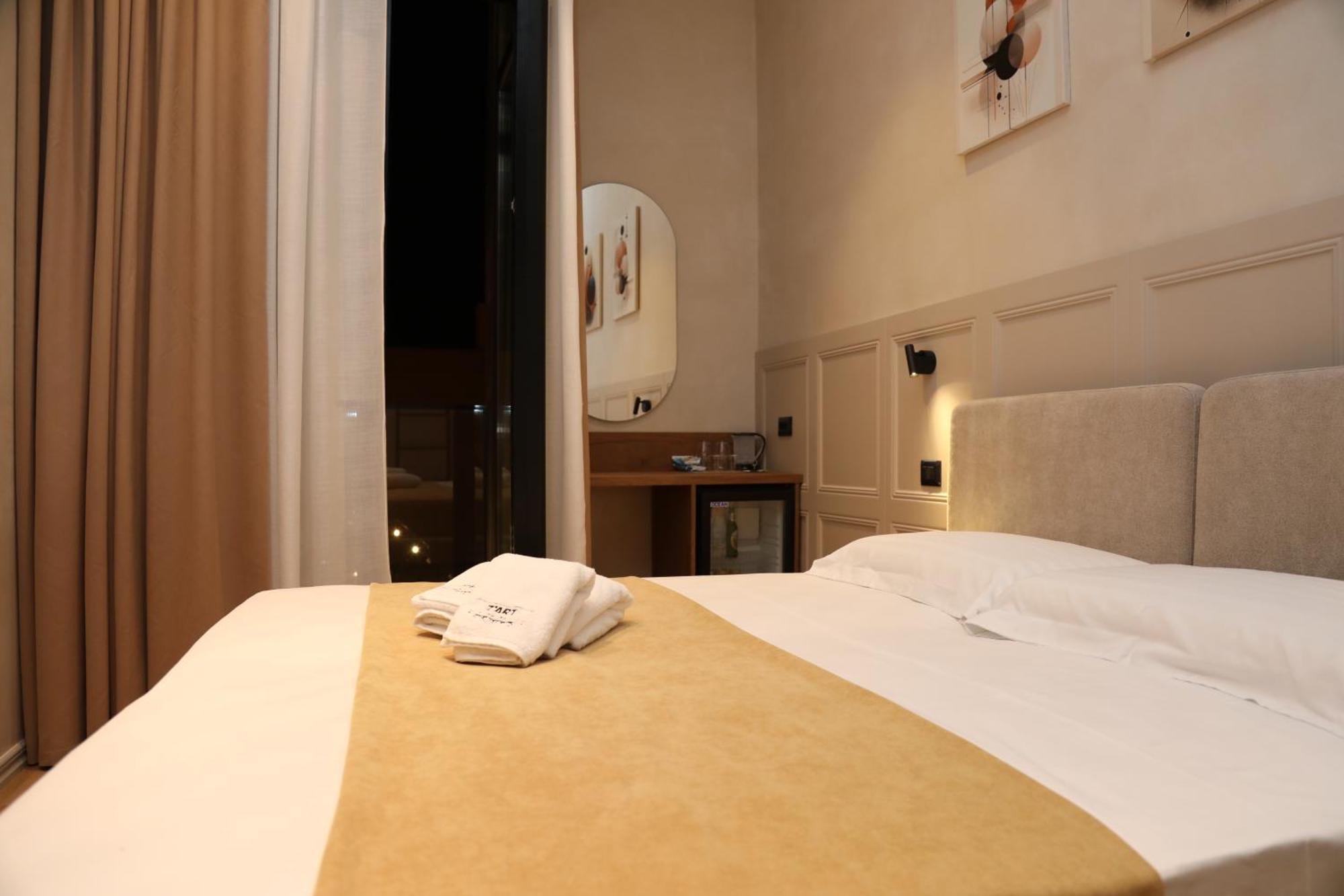 Z Art Hotel Kruja Kültér fotó