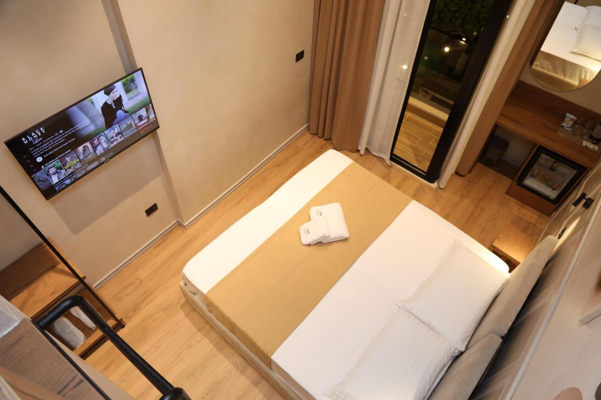 Z Art Hotel Kruja Kültér fotó
